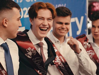 Для гимназистов прозвучал Последний звонок