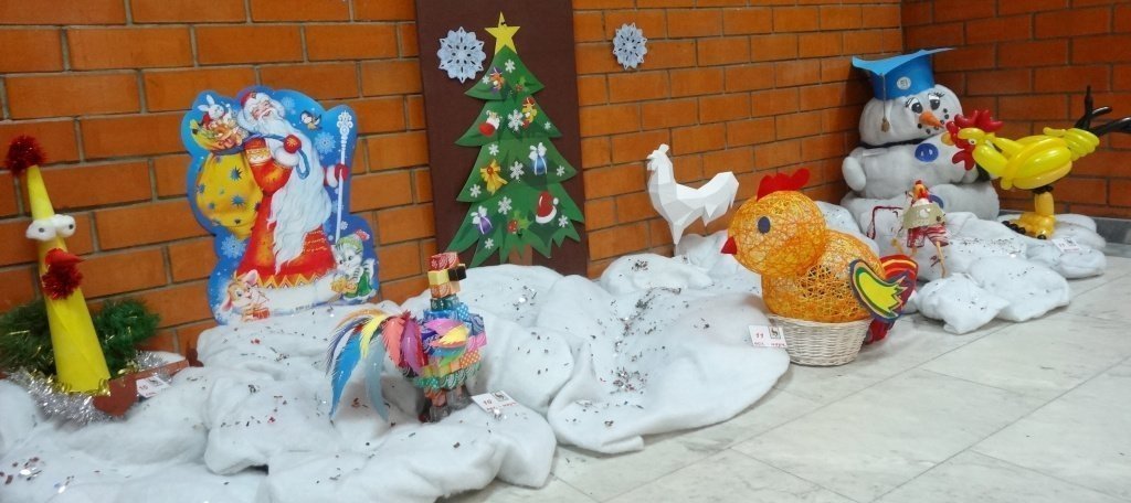 Выставка символов Нового года.JPG